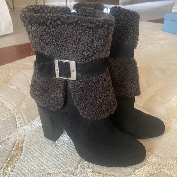 Donald Pliner black shearling heeled boots - Picture 1 of 7